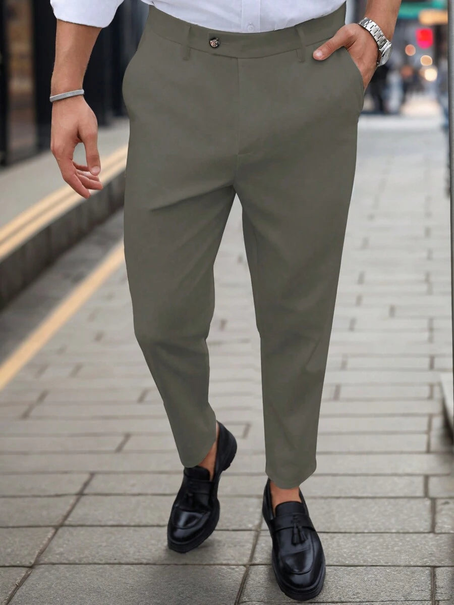 Manfinity Mode Men's Solid Color Simple Daily Slim Fit Suit Pants